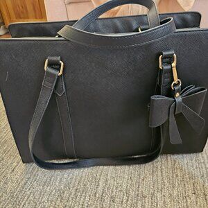 black laptop bag